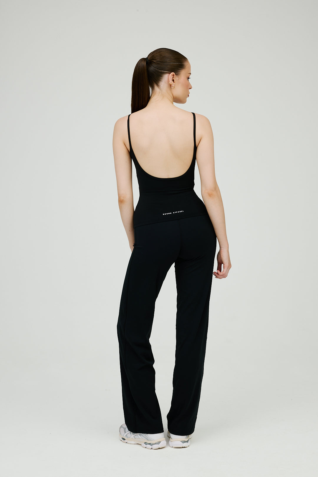 Black Scoop Boundless Tank