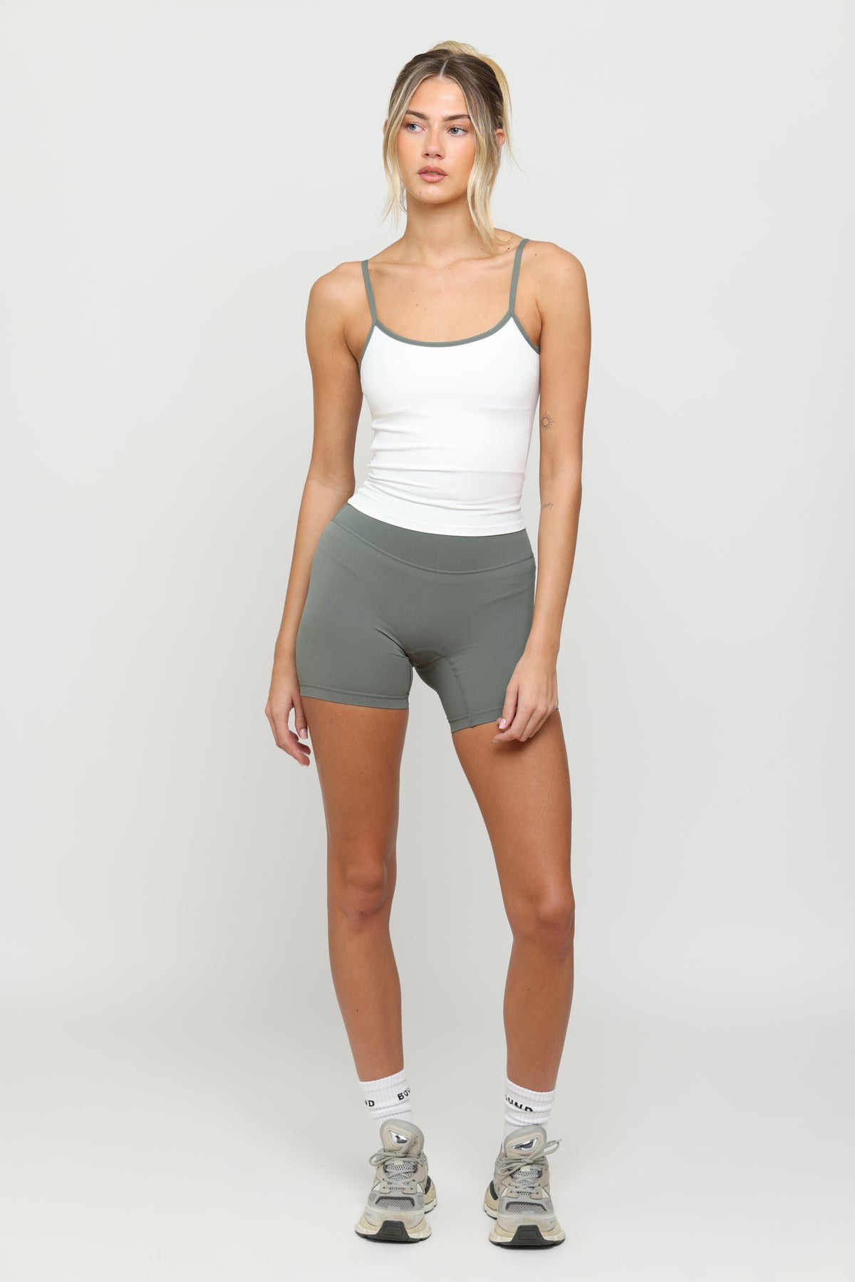 Milk & Bamboo Scoop Boundless Tank