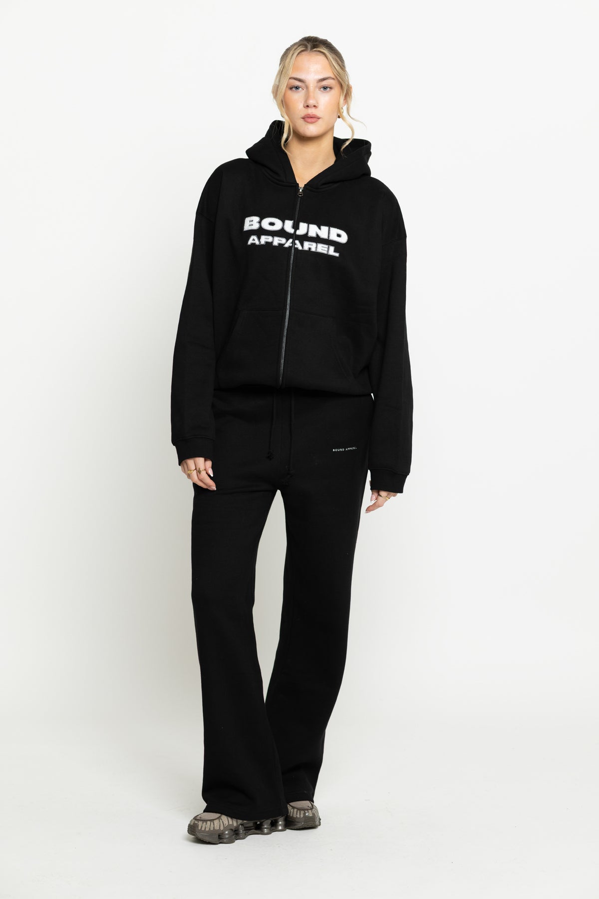 Black Ultimate Zippy
