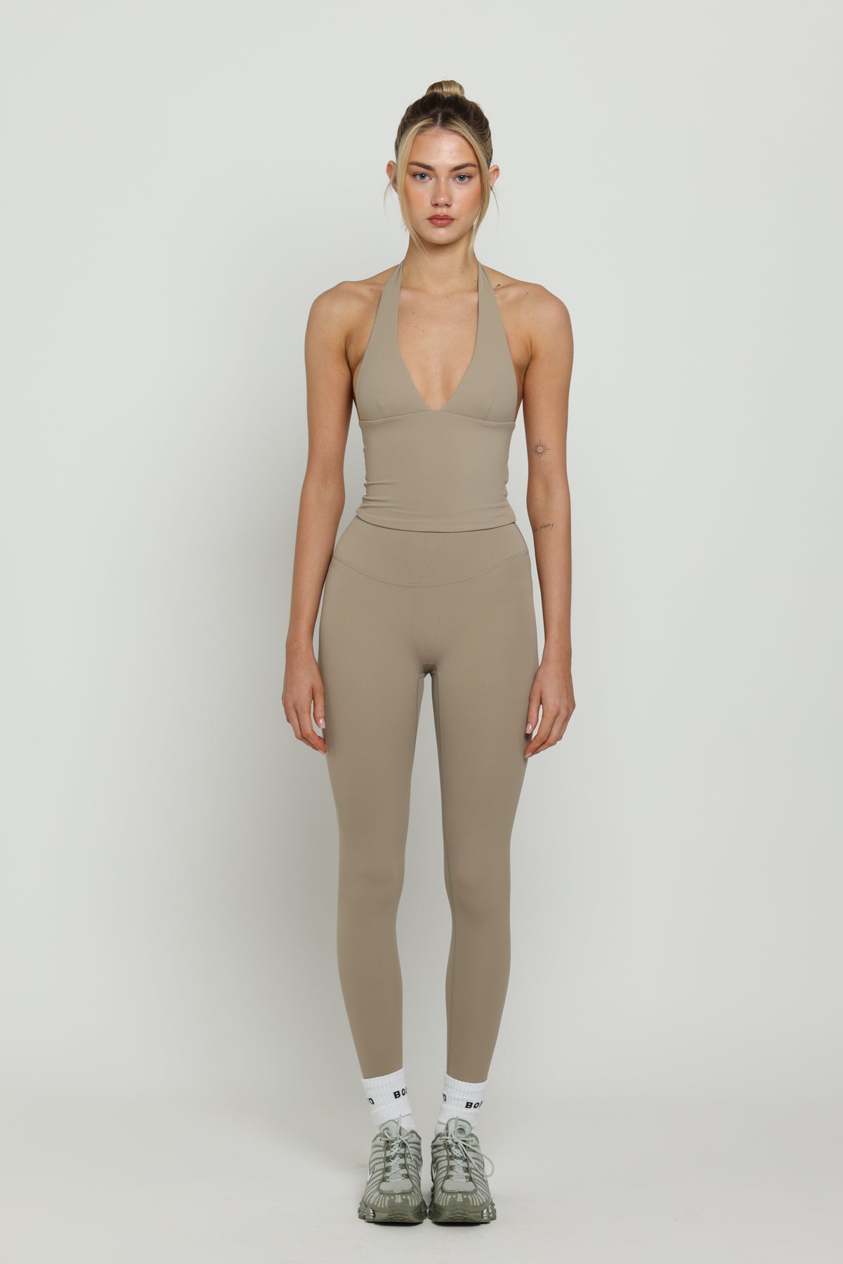 Almond Boundless Leggings
