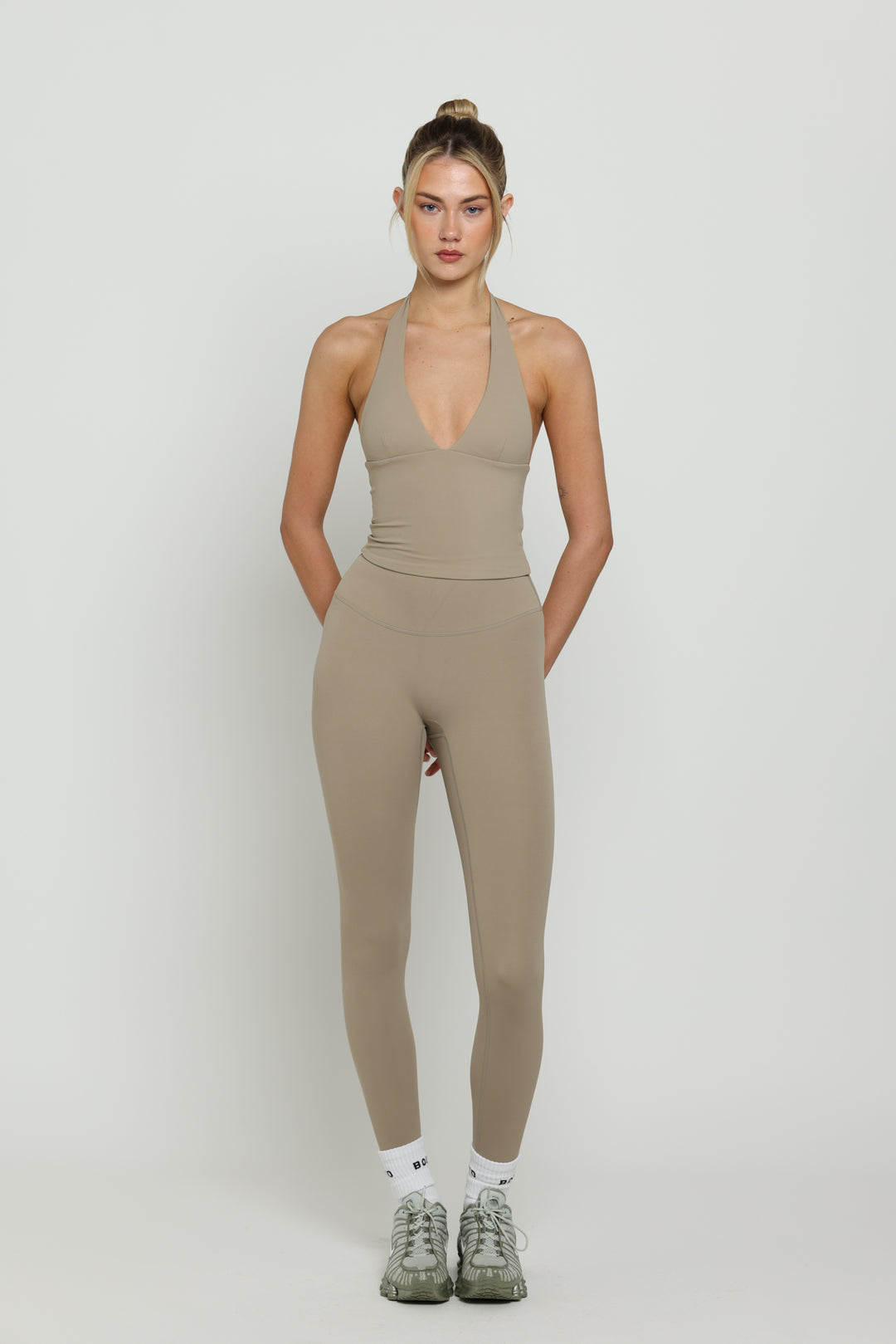 Almond Boundless Leggings