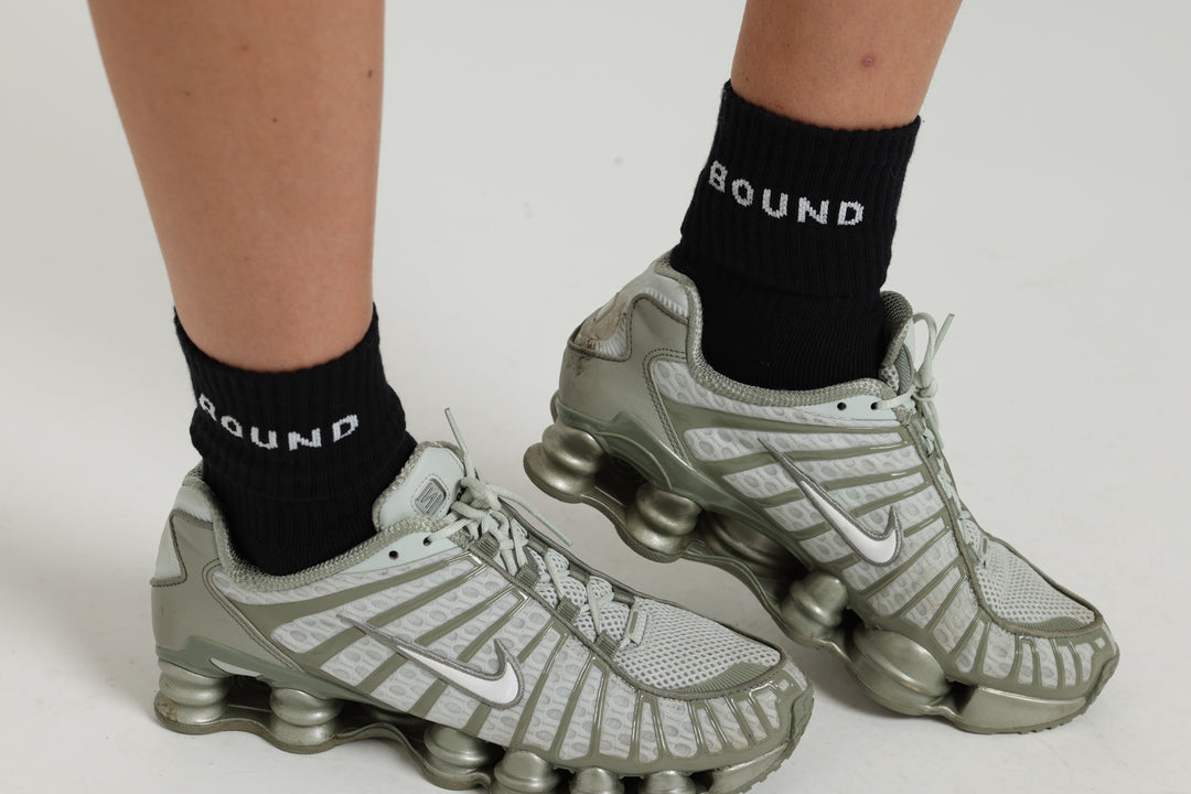 Black Essential Socks