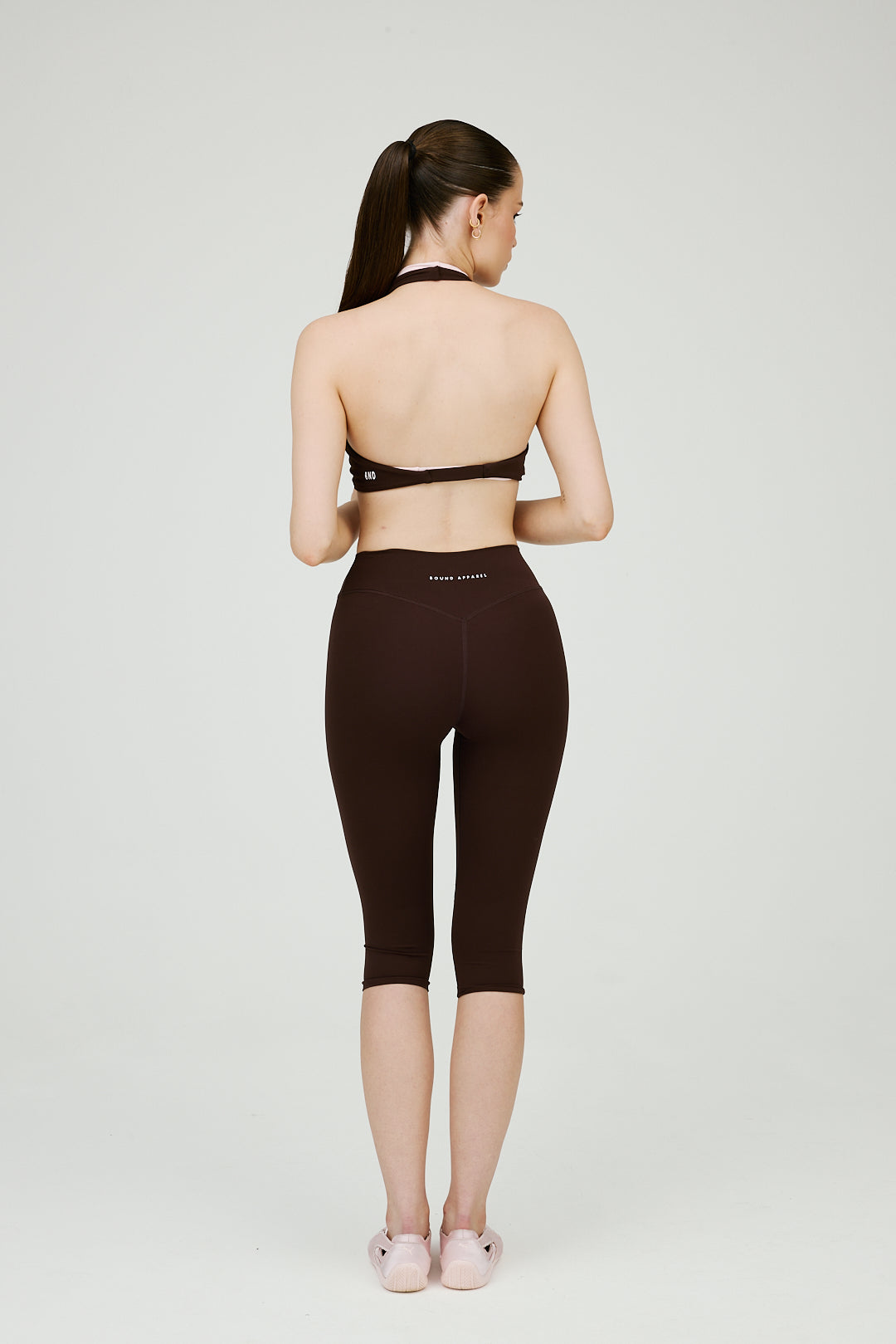 Chocolate Contour Capris