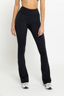 Black Ultra Long Boundless Flares