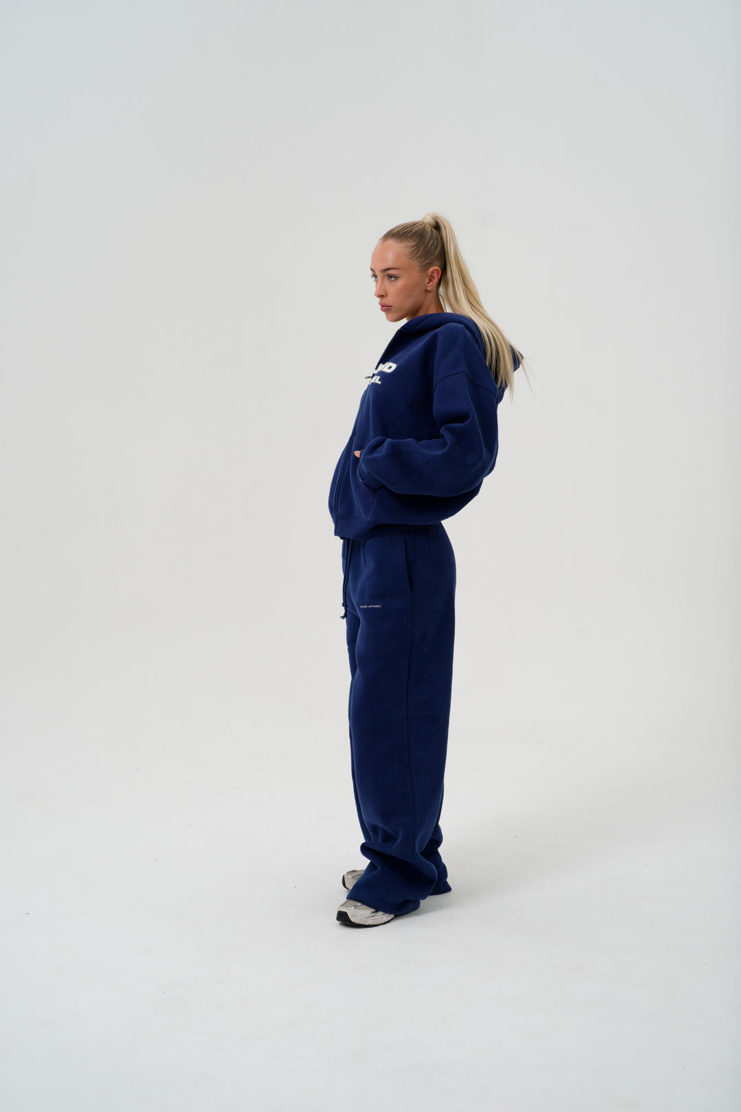 Ultimate Navy Zippy